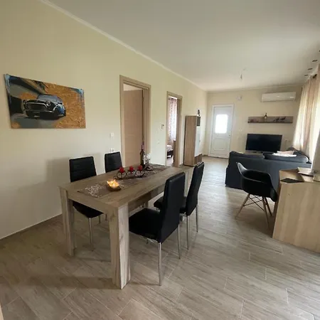 بيت للعطل Casa Mariei *